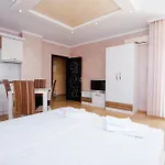 Biato - 3*