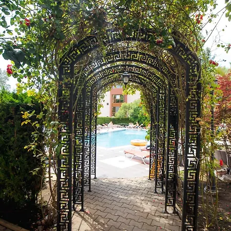 Biato 公寓式酒店 阳光海滩